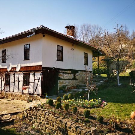 Къща За Гости Ножери Tryavna Exterior photo